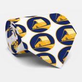 Cravate autobus d'entraîneur sur la route (Roulé)