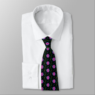 Cravate avec motif de fleurs abstraites