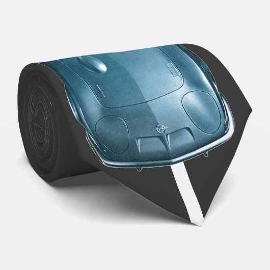 Cravate avec une voiture fraîche de ci-dessus avec (Roulé)