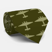 Cravate Avion Khaki sur Murky Green (Roulé)