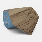 Cravate Balnéaire Où Jouent Les Saumons, (Roulé)