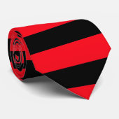 Cravate Bandes rouges et noires (Roulé)