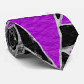 Cravate Bel affluent modeste porté en équilibre (Roulé)