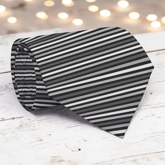 Cravate Black and Grey Color Stripes Necktie