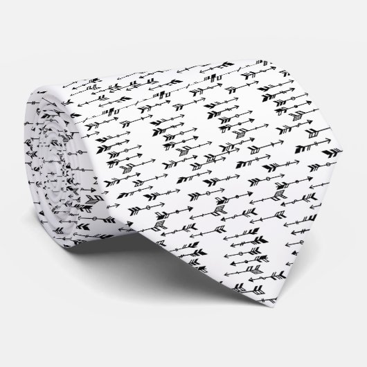 Cravate Black and white minimalist boho arrow pattern (Roulé)