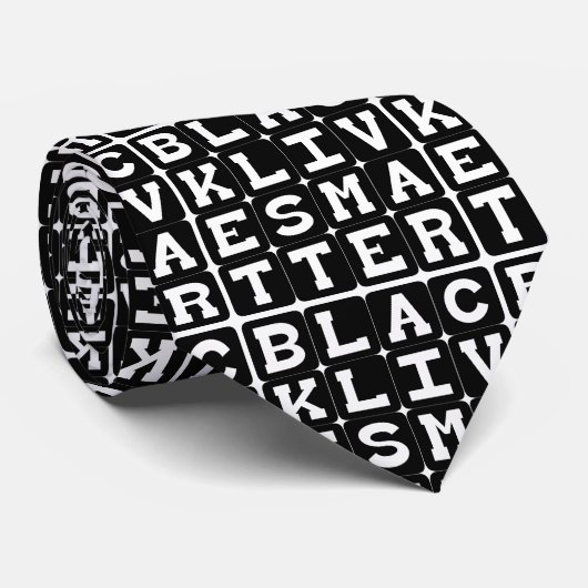 Cravate Black Lives Matter BLM in Square Pattern (Roulé)