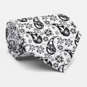 Cravate Blanc Floral Paisley Design Motif (Roulé)