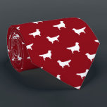 Cravate Blanc Golden Retriever Silhouettes Motif Rouge<br><div class="desc">Ce cravate motif original Golden Retrievers fait un grand cadeau pour les papas de chien! Disponible dans une variété de couleurs, cette cravate rouge cool fait une déclaration pour quiconque aime Goldens. Un cadeau génial pour le type qui porte une cravate pour les affaires, ou pour des événements spéciaux comme...</div>