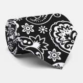Cravate Blanc sur noir Motif Paisley (Roulé)