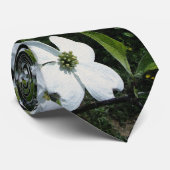 Cravate blanche de fleurs de cornouiller (Roulé)