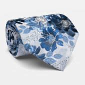Cravate Bleu clair, fleurs bleu foncé sur gris clair (Roulé)