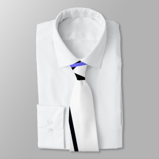 Cravate Bleu croisé et noir rayures sur blanc (Attaché)