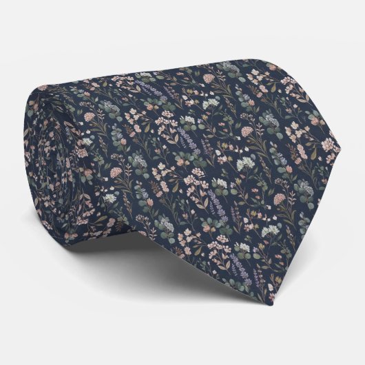 Cravate Bleu marine floral  (Roulé)