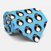 Cravate bleue de défilé de pingouin (Roulé)