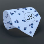 Cravate Blueberries à la main Ajouter Initiales Fruits de<br><div class="desc">Ce motif de fruits amusant a été créé à l'aide de mon illustration de bleuets mélangés à la main et fait un design de pois de nouveauté pour ceux qui ne prennent pas la vie, ou leurs chaussettes trop au sérieux! Le ton tamisé sur le ton donne une impression un...</div>