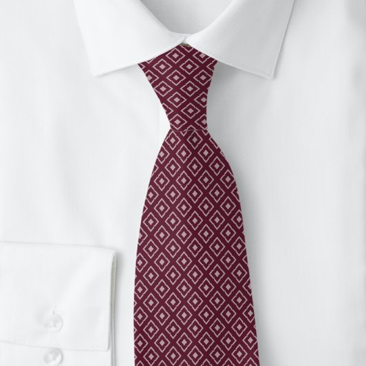 Cravate Bordeaux Diamant Cranté