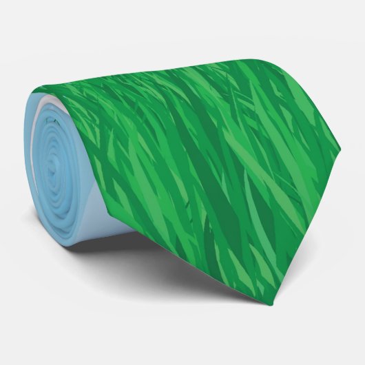 Cravate boule de golf sur l'herbe (Roulé)