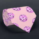 Cravate Boule moderne rose violet Disco Motif Pastel rose<br><div class="desc">Danse,  danse ! Conception de mirrorball disco à feuillage persistant pour chaque reine dansante. Illustration de boule Disco motif décor esthétique maison rose,  produits de fête et cadeaux.</div>