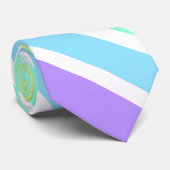 Cravate Bubblegum arc-en-ciel et bandes blanches (Roulé)