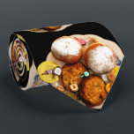 Cravate Butées toriques, Latkes, Dreidels et Gelt de gelée<br><div class="desc">" Expressions juives, " offres une expérience d'achats car vous ne trouverez pas n'importe où ailleurs. Accueil à notre magasin. Dites vos amis au sujet de nous et envoyez-leur notre lien :  http://www.zazzle.com/YehudisL?rf=238549869542096443*</div>