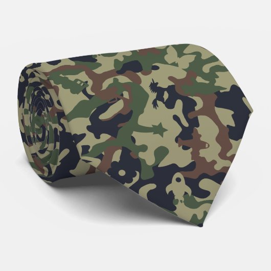 Cravate Camo Fun – Camouflage Vert Bois (Roulé)