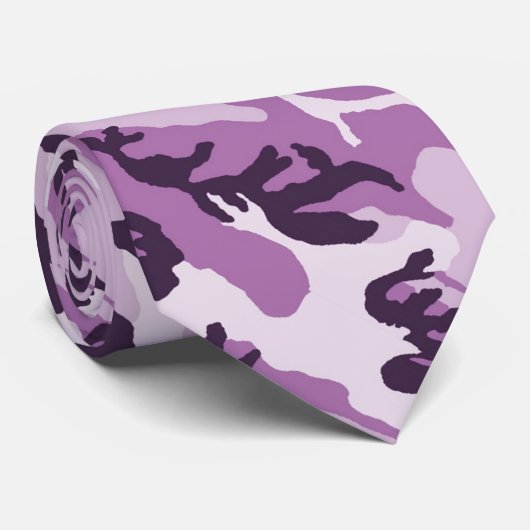 Cravate Camouflage Motif rose violet (Roulé)