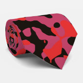Cravate Camouflage rouge en noir et violet (Roulé)