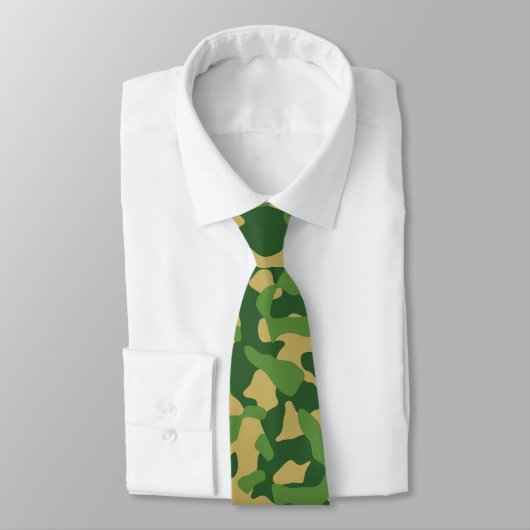 Cravate Camouflage vert en kaki (Attaché)