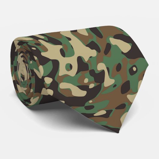 Cravate Camouflage vert tendance (Roulé)