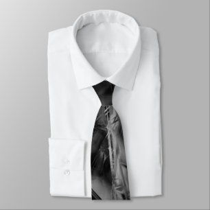 Cravate Carré tordu, noir et gris "brushstrokies"