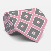 Cravate Carrés rose et gris (Roulé)