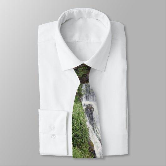 Cravate Cascade près de Hilo, Hawaï (Attaché)
