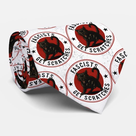 Cravate Cats Against Fascists (Roulé)