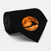 Cravate Chat noir sous la lune orange (Roulé)