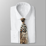 Cravate Chats sauvages Empreinte de léopard animal moderne<br><div class="desc">Ce chic design moderne de chats sauvages est orné d'un motif empreinte de léopard branché. #moderne #motif #abstrait #animal #leopard #cat #feline #leopardprint #animalprint #design #designer #fashion #style #stylish #chic #tendance #tendance #populan #african #suitaccessoires #cravates #neckties #giftsforhim #giftsformen #giftsforgars #masculine #mariage #accessoires #élégants</div>