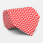 Cravate Chevron horizontal rouge et blanc moyen (Roulé)