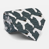 Cravate Chien de Fox Terrier sur l'arrière - plan de gris (Roulé)