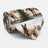 Cravate Chien malinois belge à Noël de neige (Roulé)