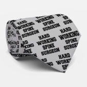 Cravate Chirurgien de la colonne vertébrale qui travaille (Roulé)