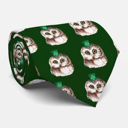 Cravate Chouette irlandaise mignonne avec un Shamrock sur (Roulé)