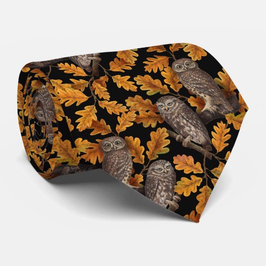 Cravate Chouettes d'automne sur noir (Roulé)