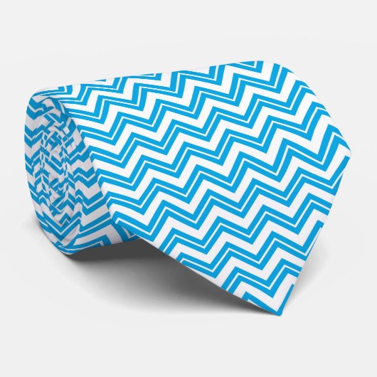 Cravate Ciel Bleu Et Blanc Zigzag Chevron motif (Roulé)