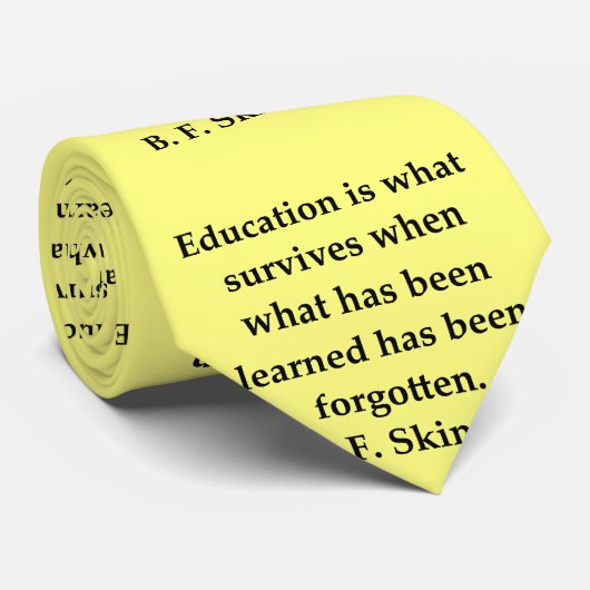 Cravate citation de B F Skinner (Roulé)