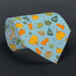 Cravate Citrouille Automne & Motif Squash Turquoise<br><div class="desc">Présentant la collection "Citrouille d'automne et Motif de squash en Turquoise", un mélange parfait de la chaleur de l'automne et des couleurs vibrantes. Cette collection présente de magnifiques citrouilles illustrés et des écrins d'oranges, de jaunes et de verts riches, dressés contre un arrière - plan turquoise chic. Idéal pour ceux...</div>