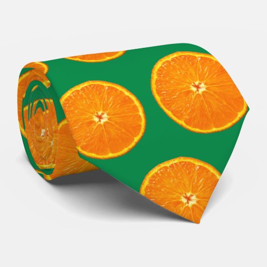 Cravate Cléménites sur le vert (Roulé)