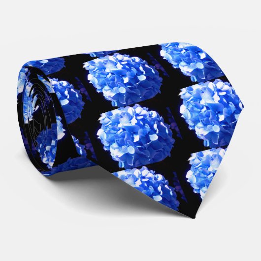 Cravate Cobalt bleu floral élégant bleu hydrangées (Roulé)