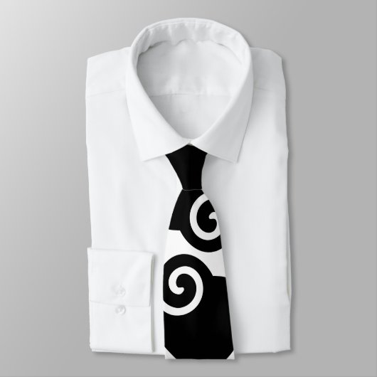 Cravate coeur (Attaché)