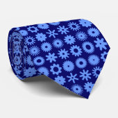 Cravate Cogs - Bébé bleu sur Deep Navy (Roulé)