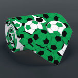 Cravate Collage de la balle de soccer verte - impression r<br><div class="desc">Green Collage Cravate balle de football - Deux tirages latéraux. Un grand cadeau pour un joueur de football, un fan de football ou un entraîneur d'équipe de football, un design sportif amusant avec une image collage de balles de football soccer. ⭐ 99% de mes designs dans mon magasin sont faits...</div>
