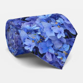 Cravate Collet Floral Hydrangea Bleu Brillante (Roulé)